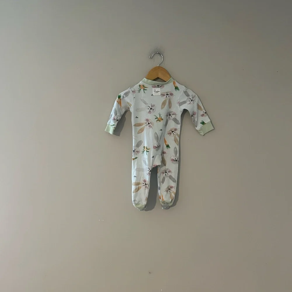 $10 ADD ON Burt’s Bees Baby footie zippy 3-6M Zara Easter bunny‎ cloud island